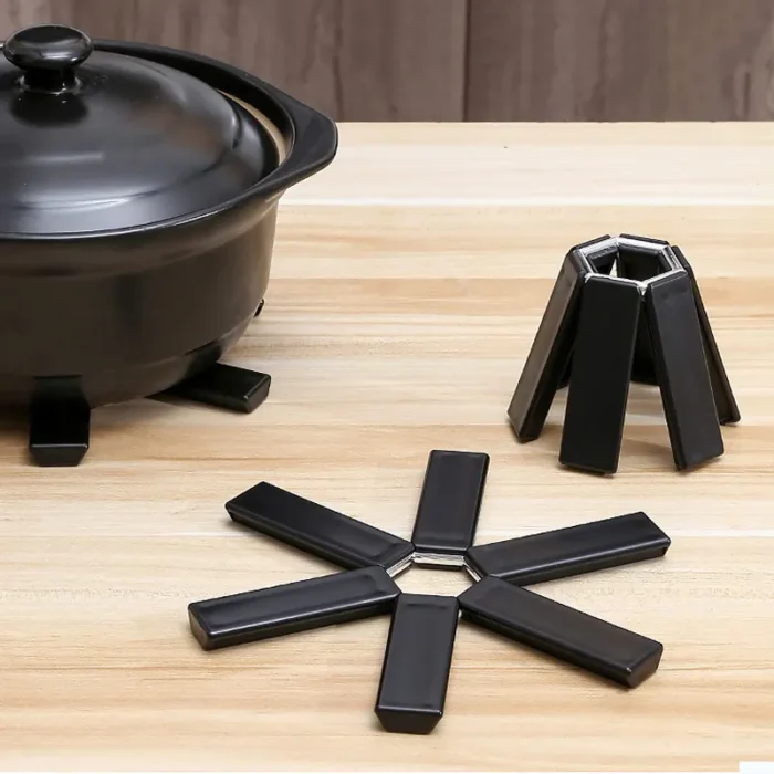 Folding Pot Mat Foldable Trivet Hot Pot Holder Expandable Non-Slip for Table & Countertop Gadgets Outdoor Dinner By Uteki