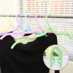 Portable Plastic Clothes Hanger